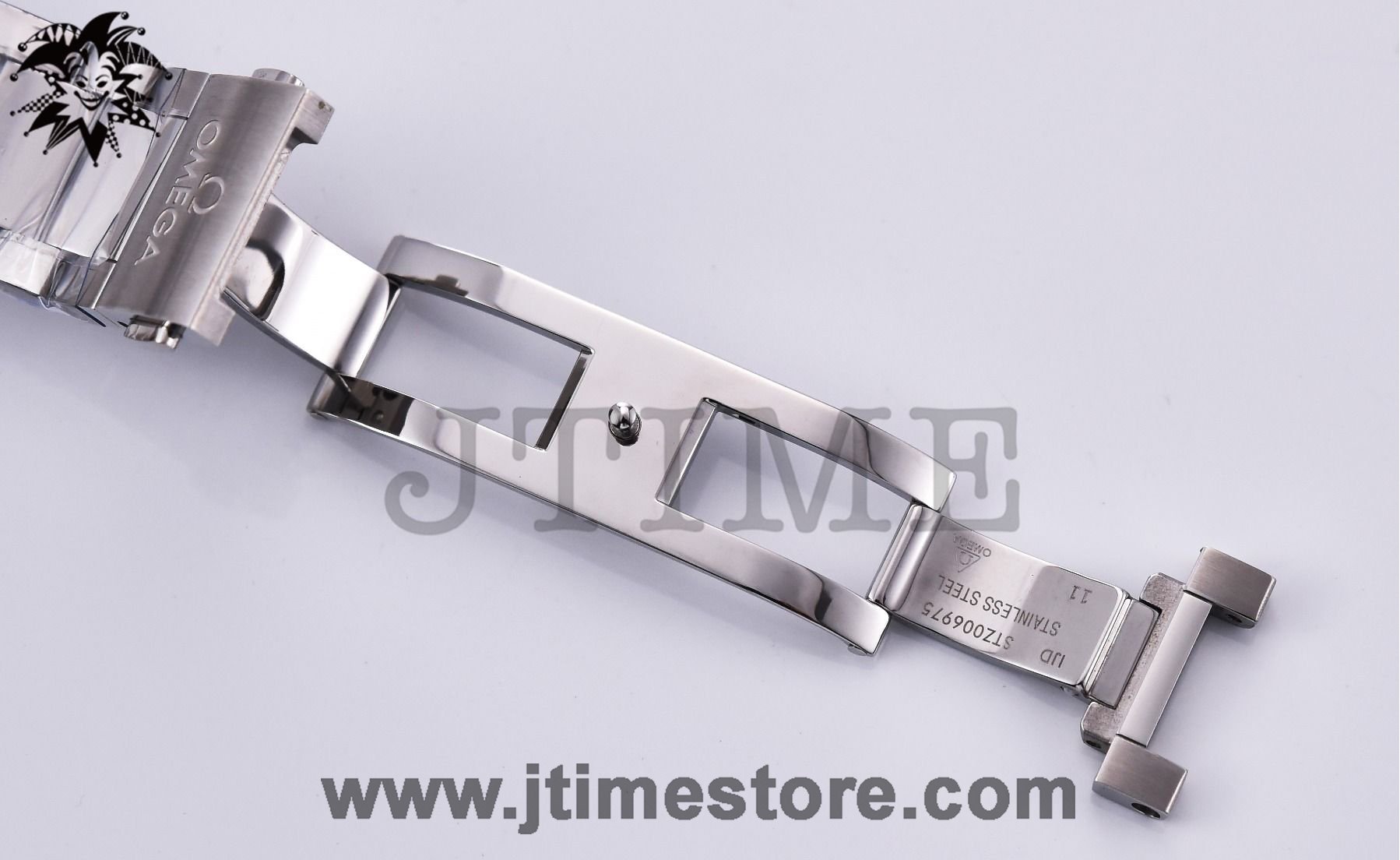 Aqua Terra 150M Master Chronometers - Image 7
