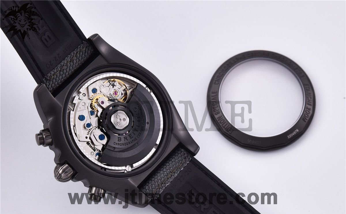 Chronomat Black Steel - Image 10