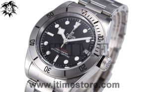 Heritage Black Bay Steel M79730